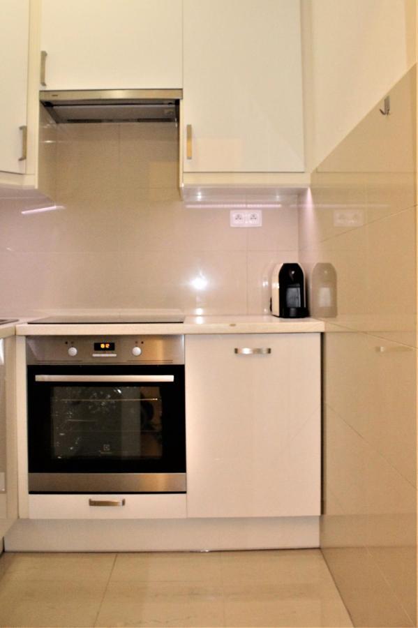 Apartament Luster I Obrazow Warsaw Luaran gambar