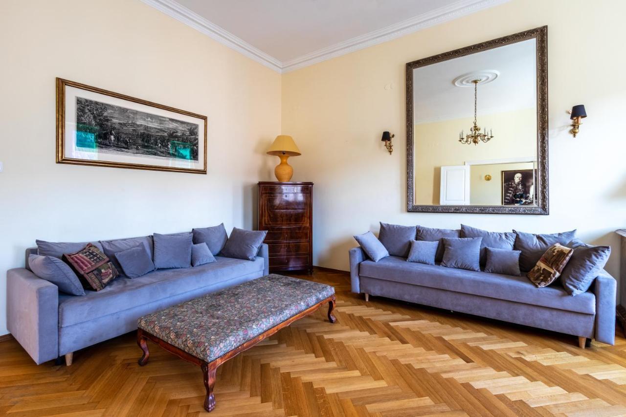 Apartament Luster I Obrazow Warsaw Luaran gambar