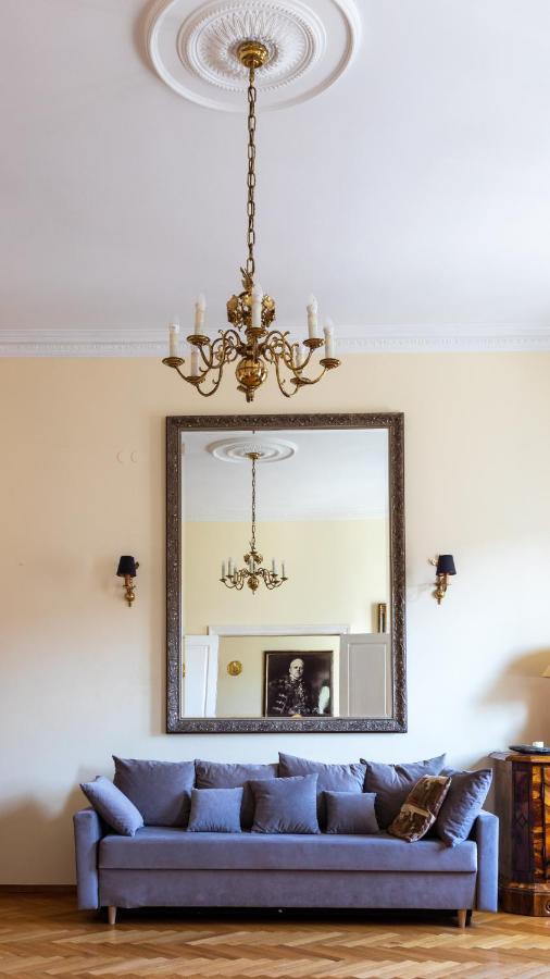 Apartament Luster I Obrazow Warsaw Luaran gambar