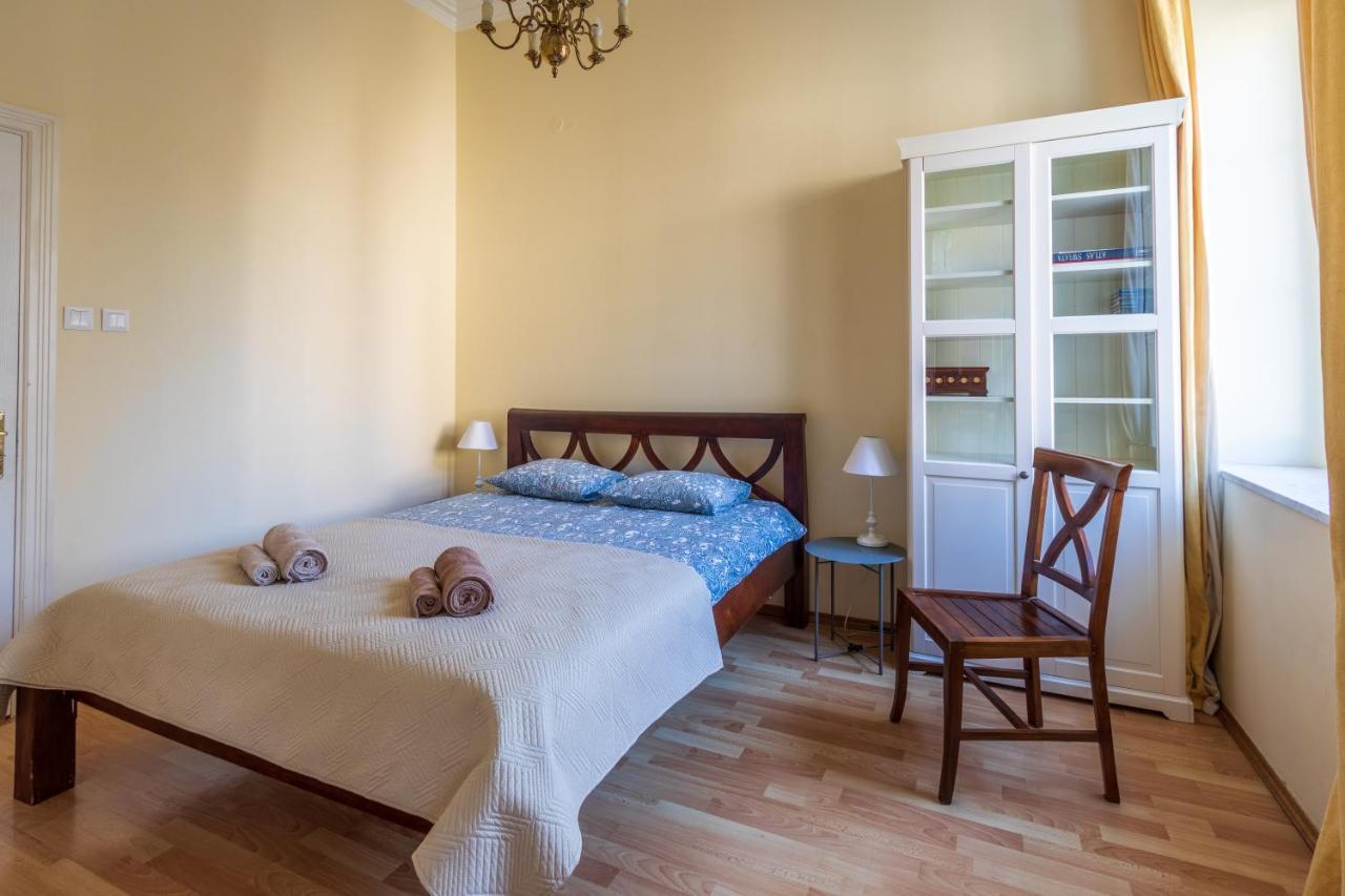 Apartament Luster I Obrazow Warsaw Luaran gambar
