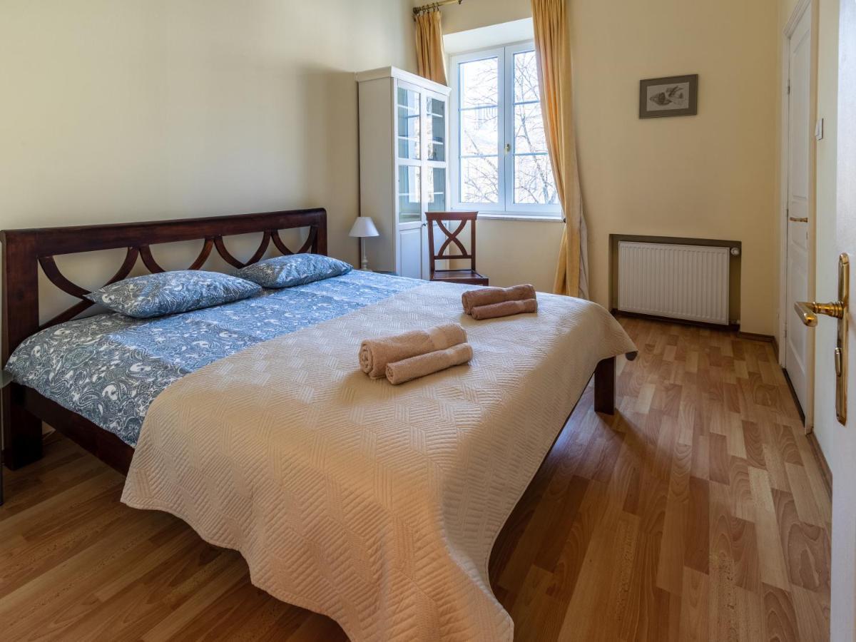 Apartament Luster I Obrazow Warsaw Luaran gambar